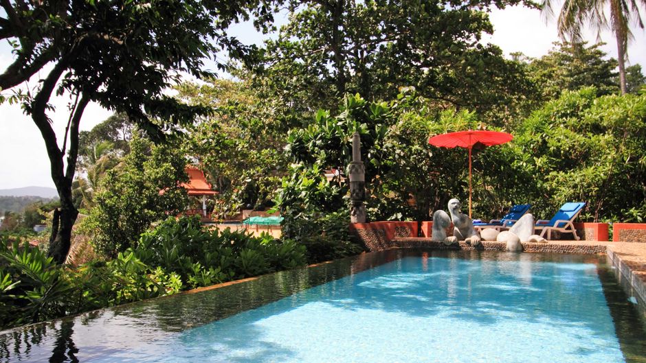 Mom Tri's Villa Royale Pool