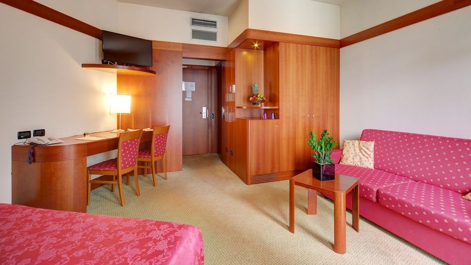 Hotel RE Room