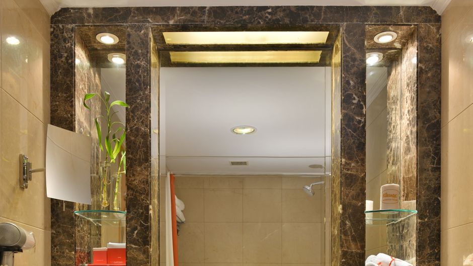 Vivanta Vadodara Room