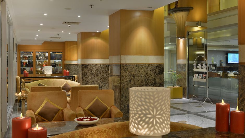 Vivanta Vadodara Lobby