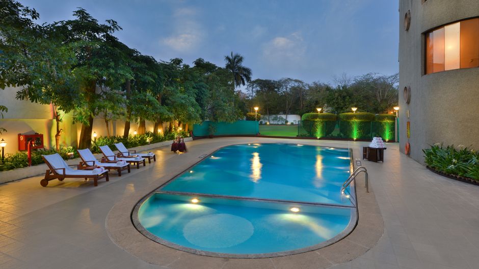 Vivanta Vadodara Pool