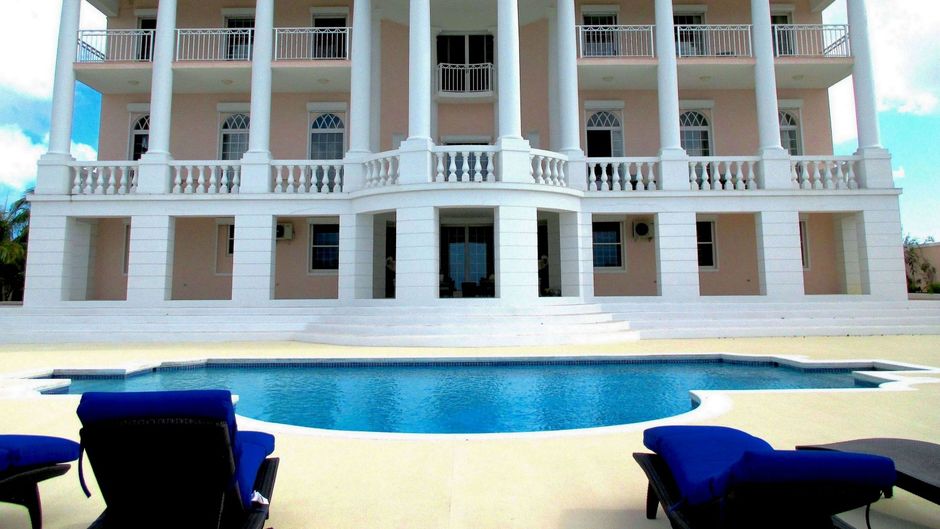 Ocean West Boutique Hotel Exterior