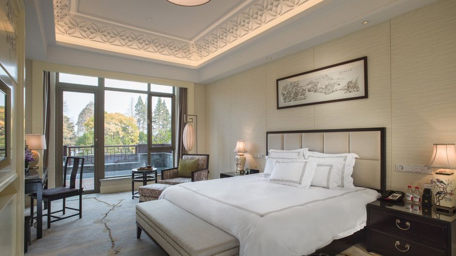 West Lake State Guest House Room