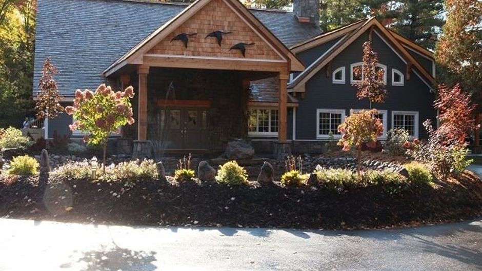 Patterson-Kaye Lodge Exterior