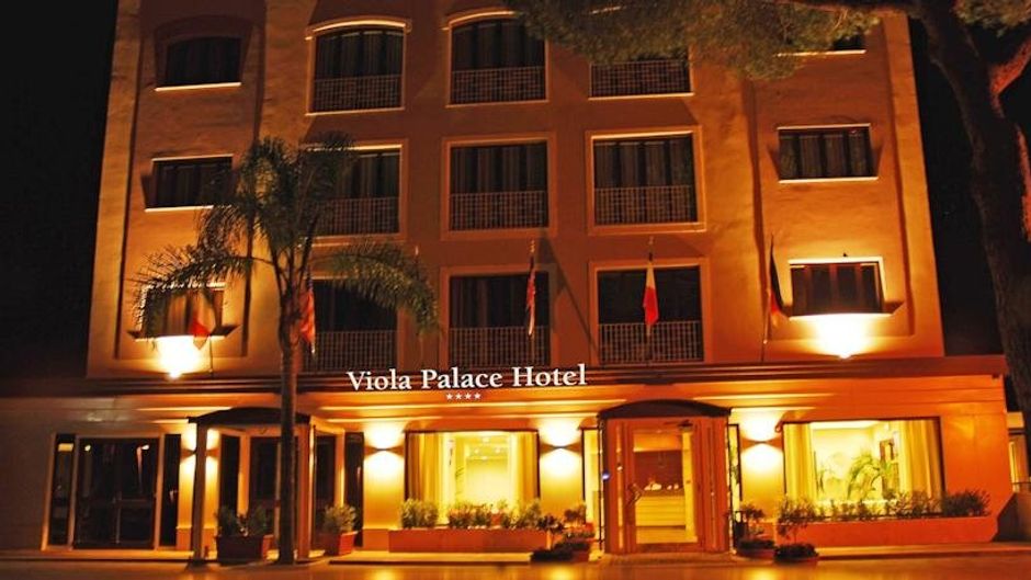 Viola Palace Hotel Exterior