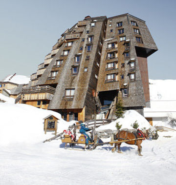 Des Dromonts Hotel