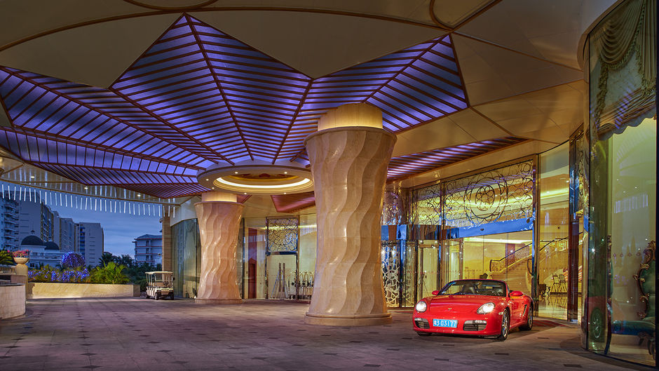 TANGLA Hotel Sanya Exterior