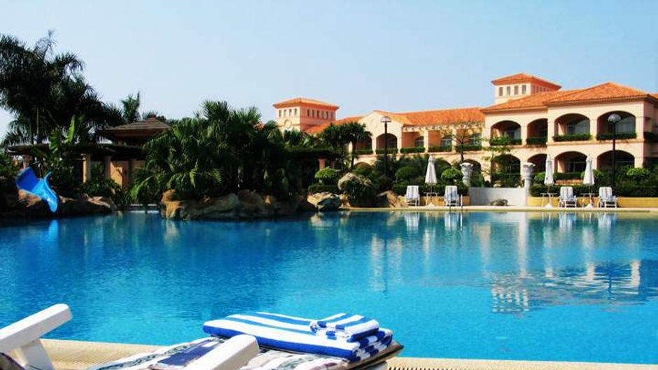 Hillview Dongguan Golf Resort Pool