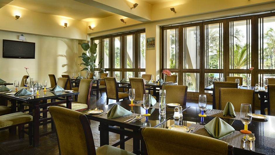 TANGLA Dongguan Royal Lagoon Restaurant
