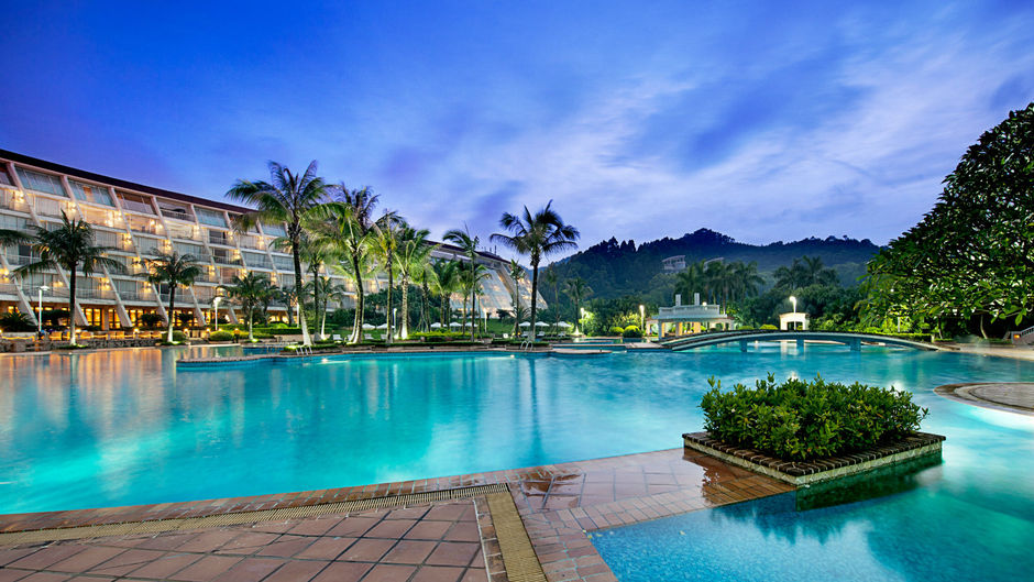 TANGLA Dongguan Royal Lagoon Pool