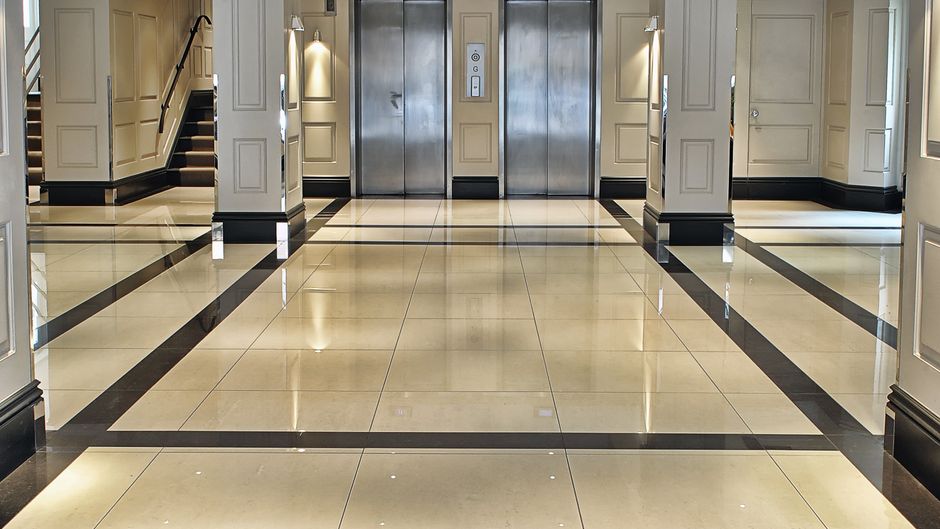 Chelsea Cloisters Apts Lobby
