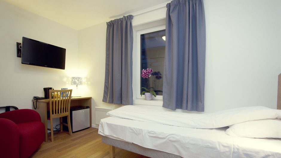 Astoria Hotell Room