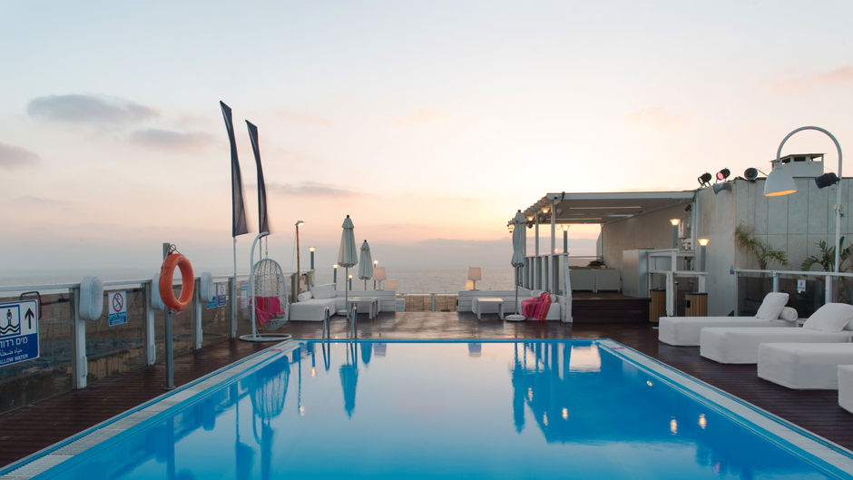 Marina Hotel Pool