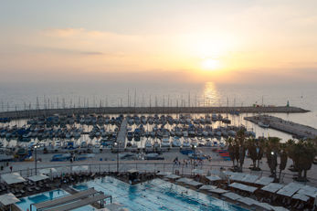 Marina Hotel