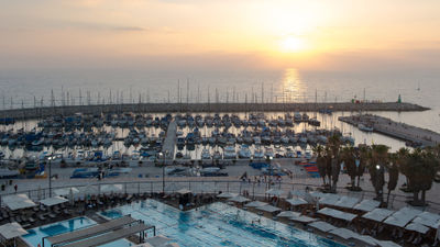 Marina Hotel