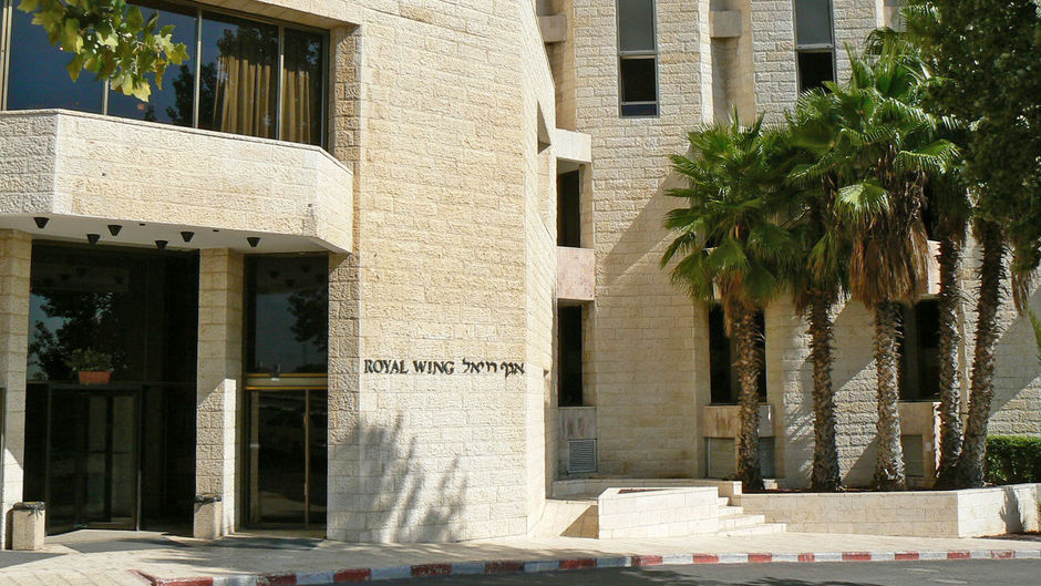 The Royal Wing Hotel Exterior
