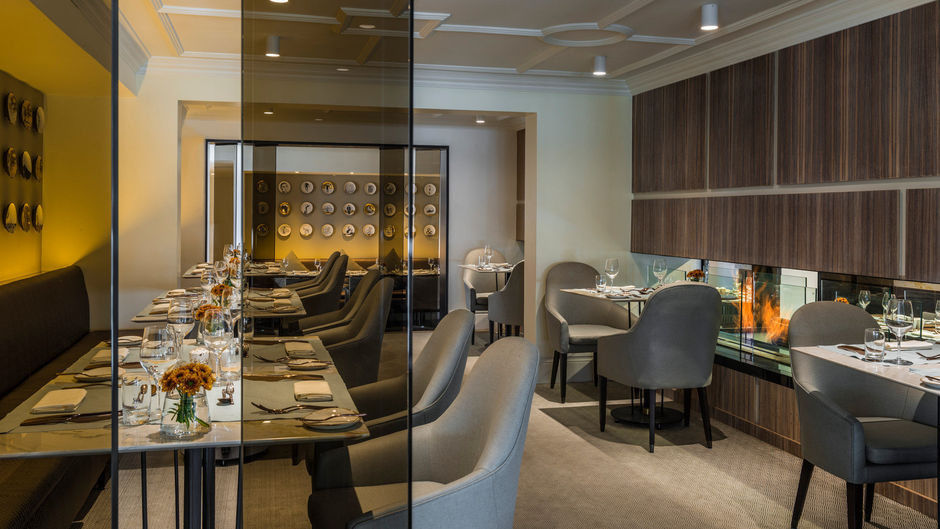 Four Seasons Hotel Westcliff Restaurant