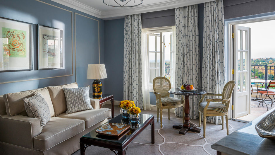 Four Seasons Hotel Westcliff Suite
