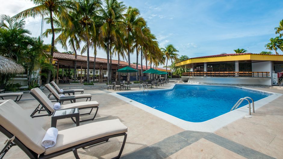 Camino Real Managua Pool