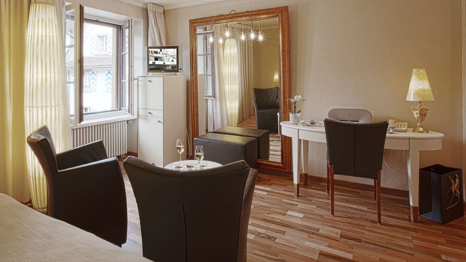 Hotel des Balances Room