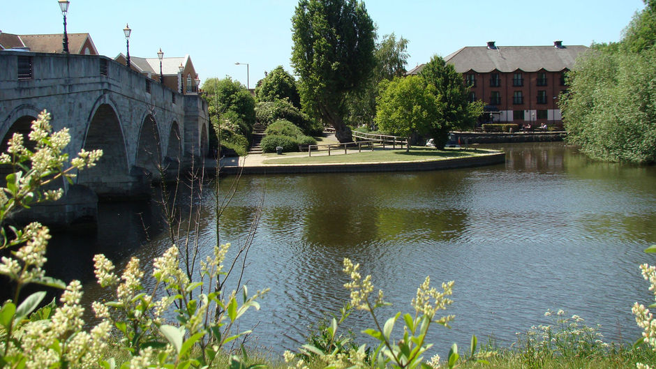 The Bridge Hotel Exterior