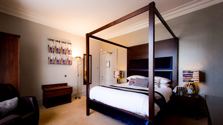Parklands Hotel Room