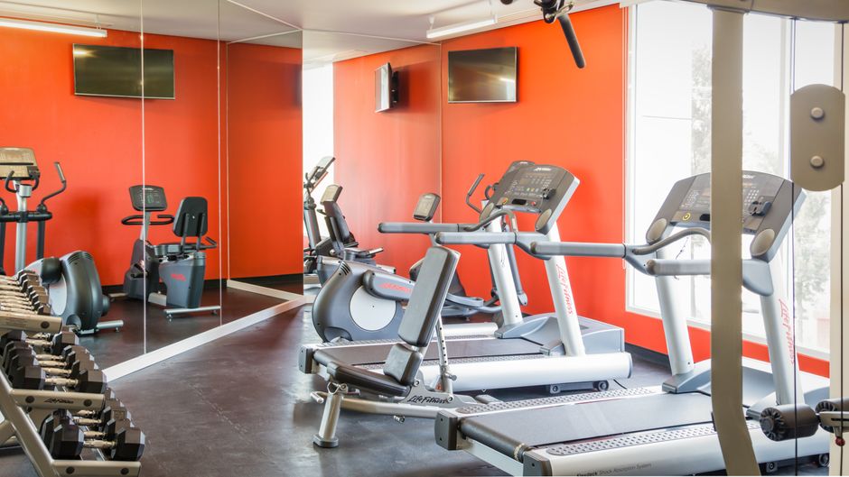 Fiesta Inn Plaza Central Aeropuerto Health Club