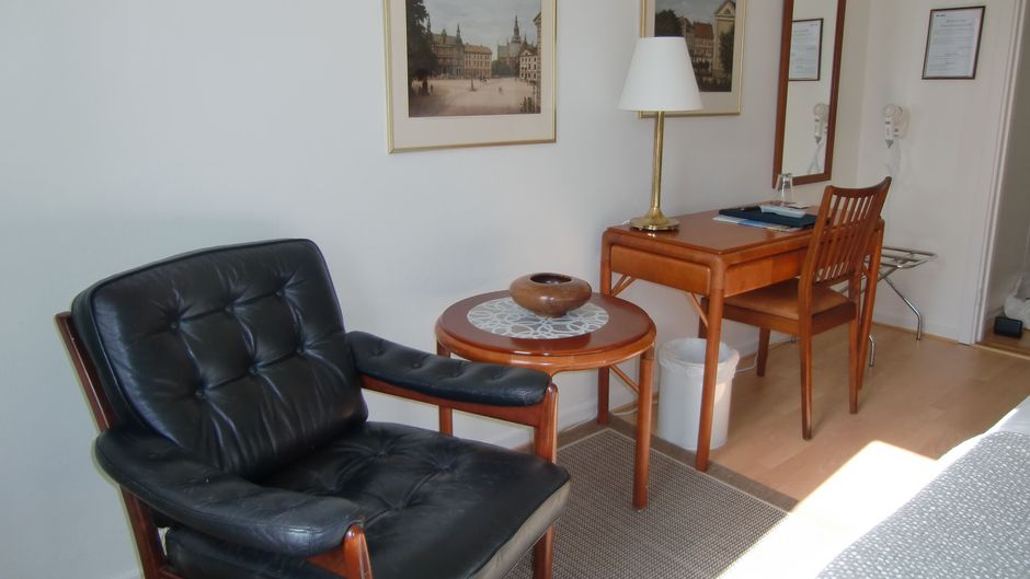 Duxiana Hotel Room