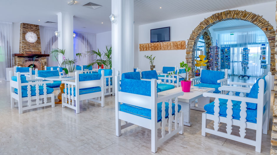 Sveltos Hotel Lobby