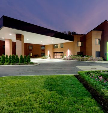 Holiday Inn Express & Suites Mentor