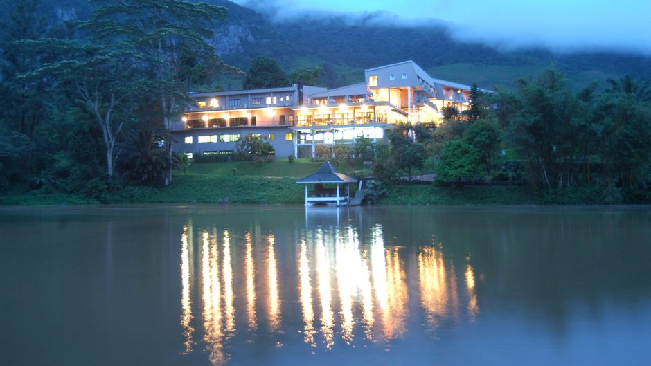 Hunas Falls Hotel Exterior