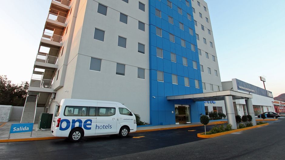 One Salina Cruz Exterior