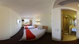 <b>One Salina Cruz Room</b>. Virtual Tours powered by <a href="https://www.leonardoworldwide.com/" title="Leonardo Worldwide" target="_blank">Leonardo</a>.