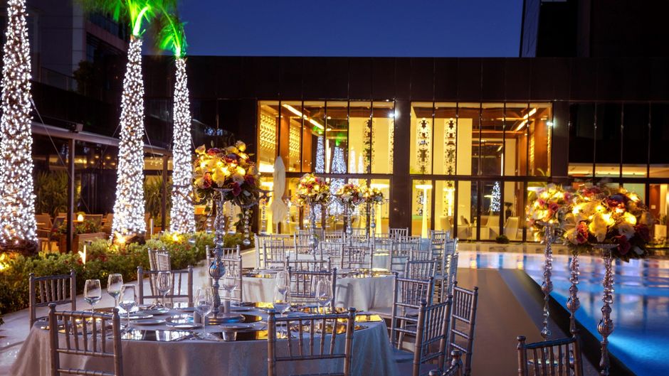 Tango Arjaan by Rotana Pool