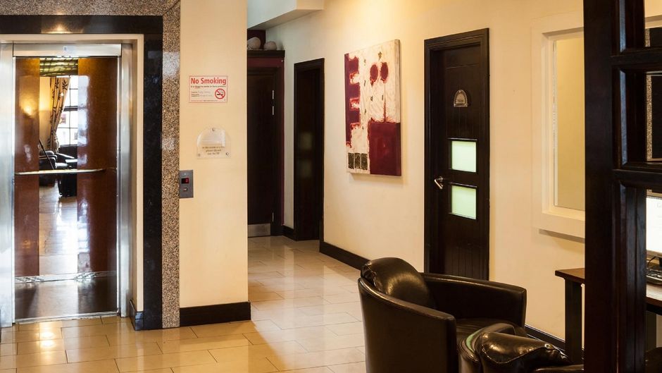 Central Hotel Tullamore Lobby