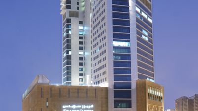 La Suite Dubai Hotel & Apartments