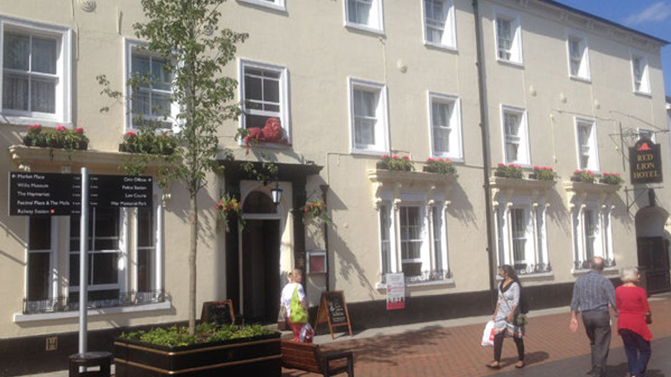 Red Lion Hotel Restaurant