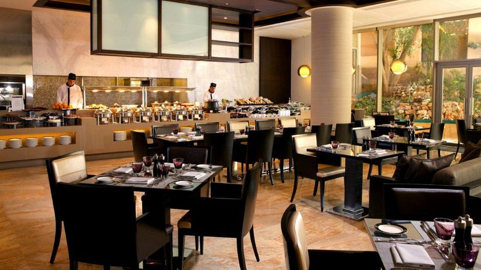 Gefinor Rotana Restaurant