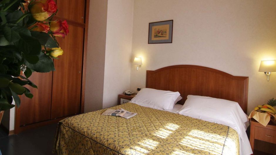 Garden Hotel Room