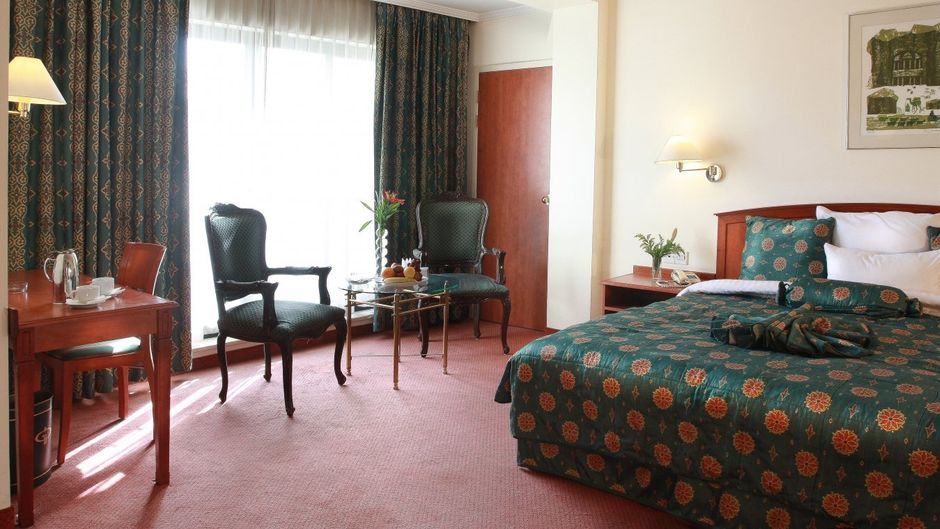 Grand Palace Hotel Room