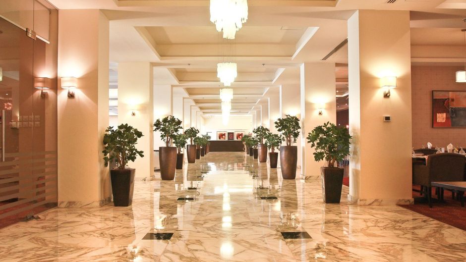 Grand Palace Hotel Lobby