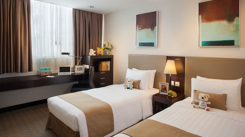 Somerset Hoa Binh Room