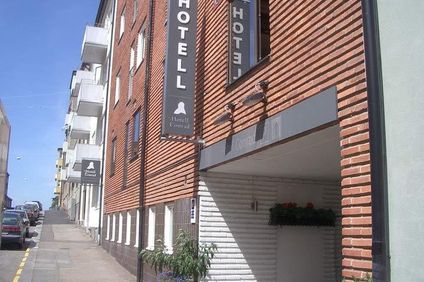 Conrad Hotel