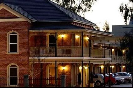 Carlyle Suites & Apartments