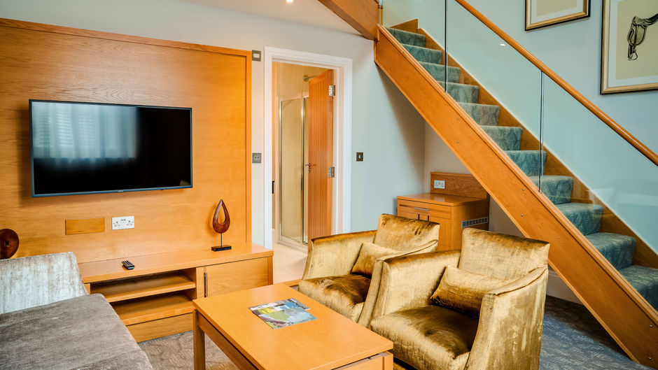 Oakley Hall Hotel Basingstoke Suite