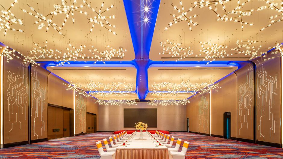 Holiday Inn Chongqing Data Valley Ballroom
