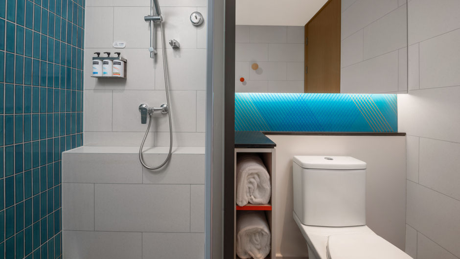 Holiday Inn Exp Jiangbei Wonhall Room
