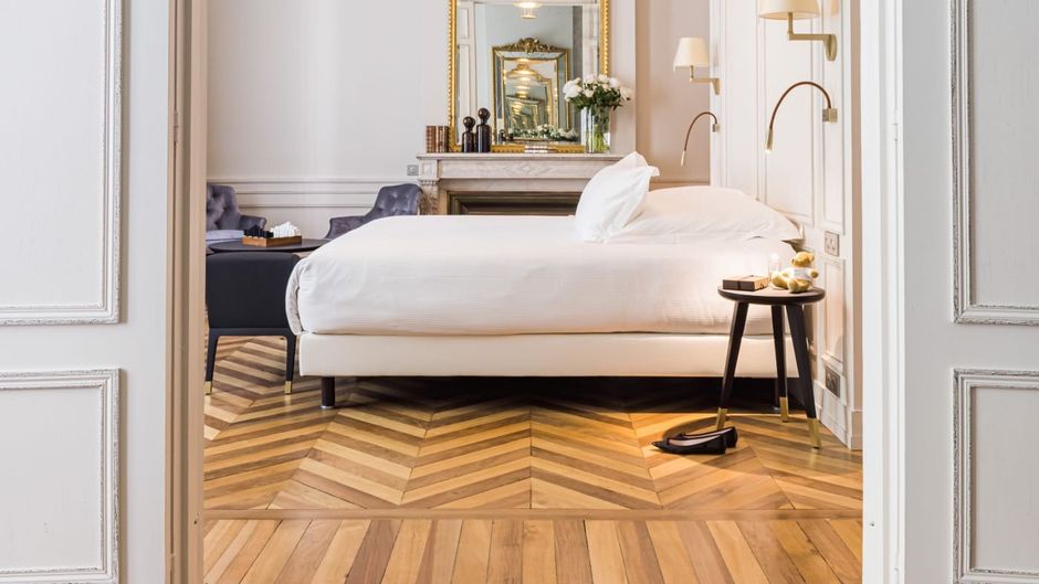 Villas Foch Room