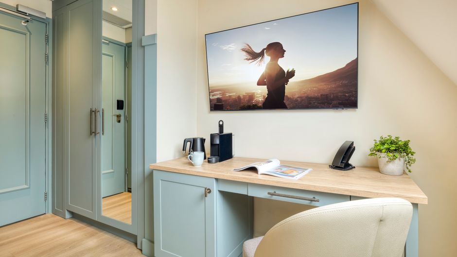 Citadines Canal Amsterdam Room