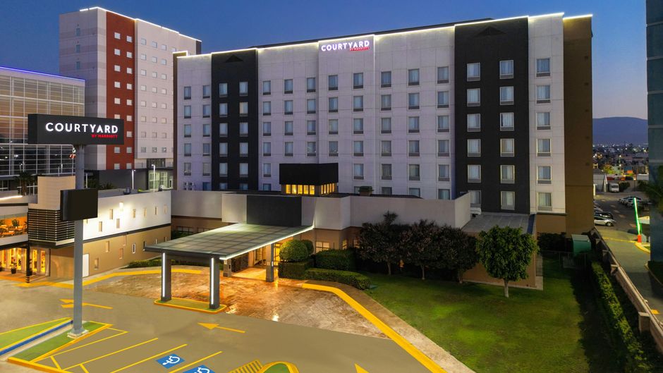 Courtyard by Marriottt San Luis Potosi Exterior